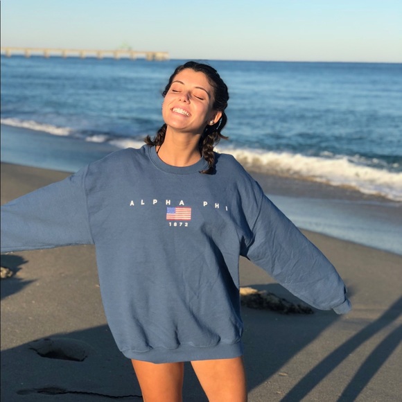 Meet your Posher, Emily - Picture 1 of 1